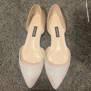 Nine West white and nude patterned flats